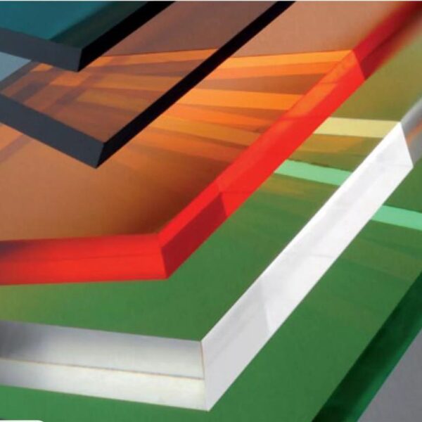 Поликарбонат монолитный 4мм.