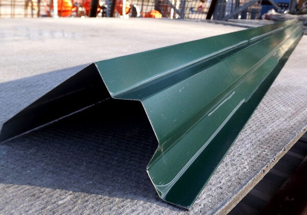 Ветровая планка фигурная "Ruukki" RR PE