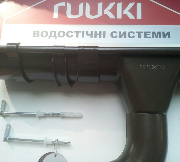 RUUKKI  металическая система отвода дождевой воды.