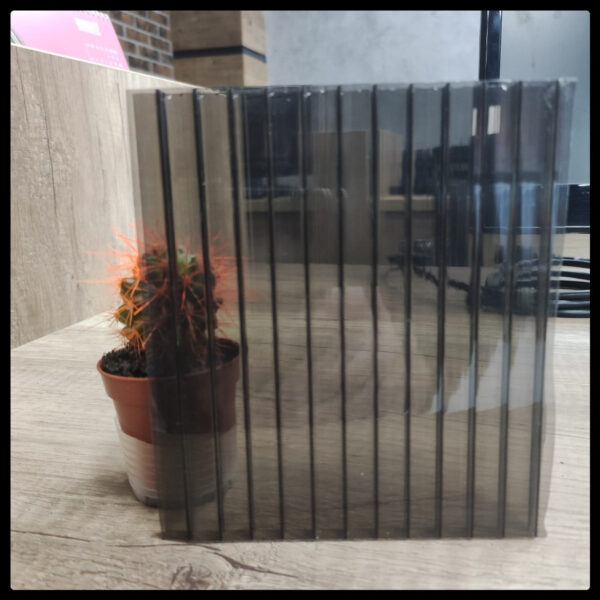 Сотовый поликарбонат "Оскар Премиум" Серая Бронза Однокамерный , ЛИСТ 2100*12000*8 мм