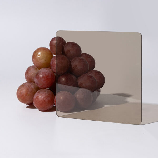 Монолитный поликарбонат BAUGLAS Бронза - серая 8 мм