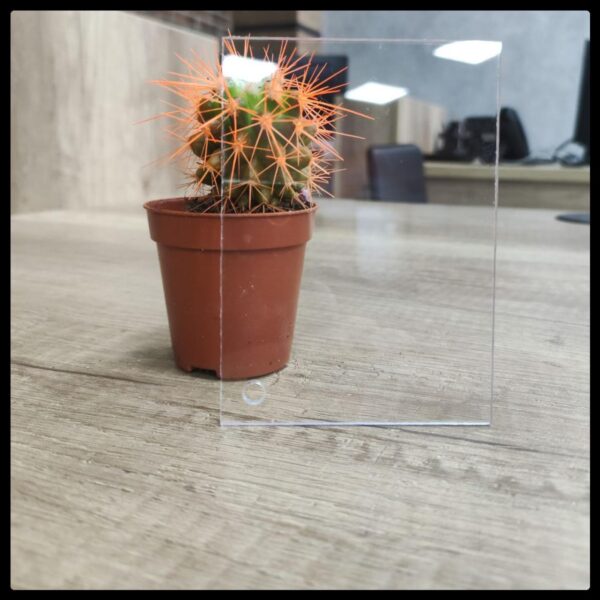 Монолитный поликарбонат Oscar-PR Solid 10мм прозрачный